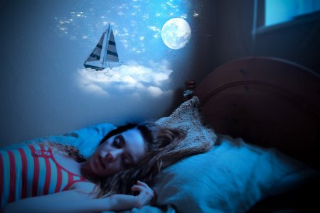 Фото - Почему люди забывают свои сны?