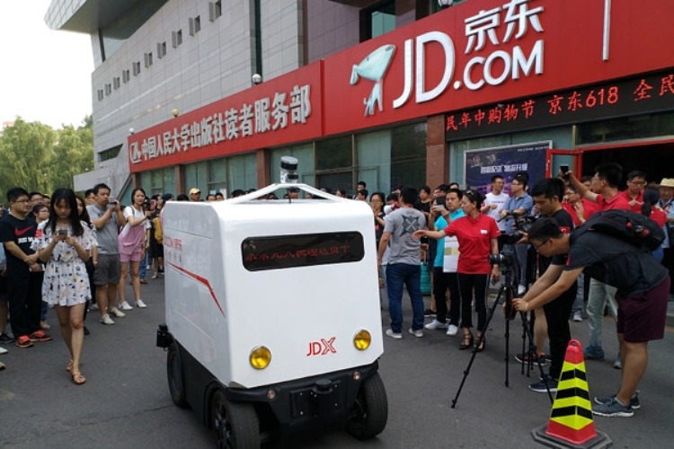Фото - Jingdong примется развозить товар на собственных беспилотных мини-фургонах»